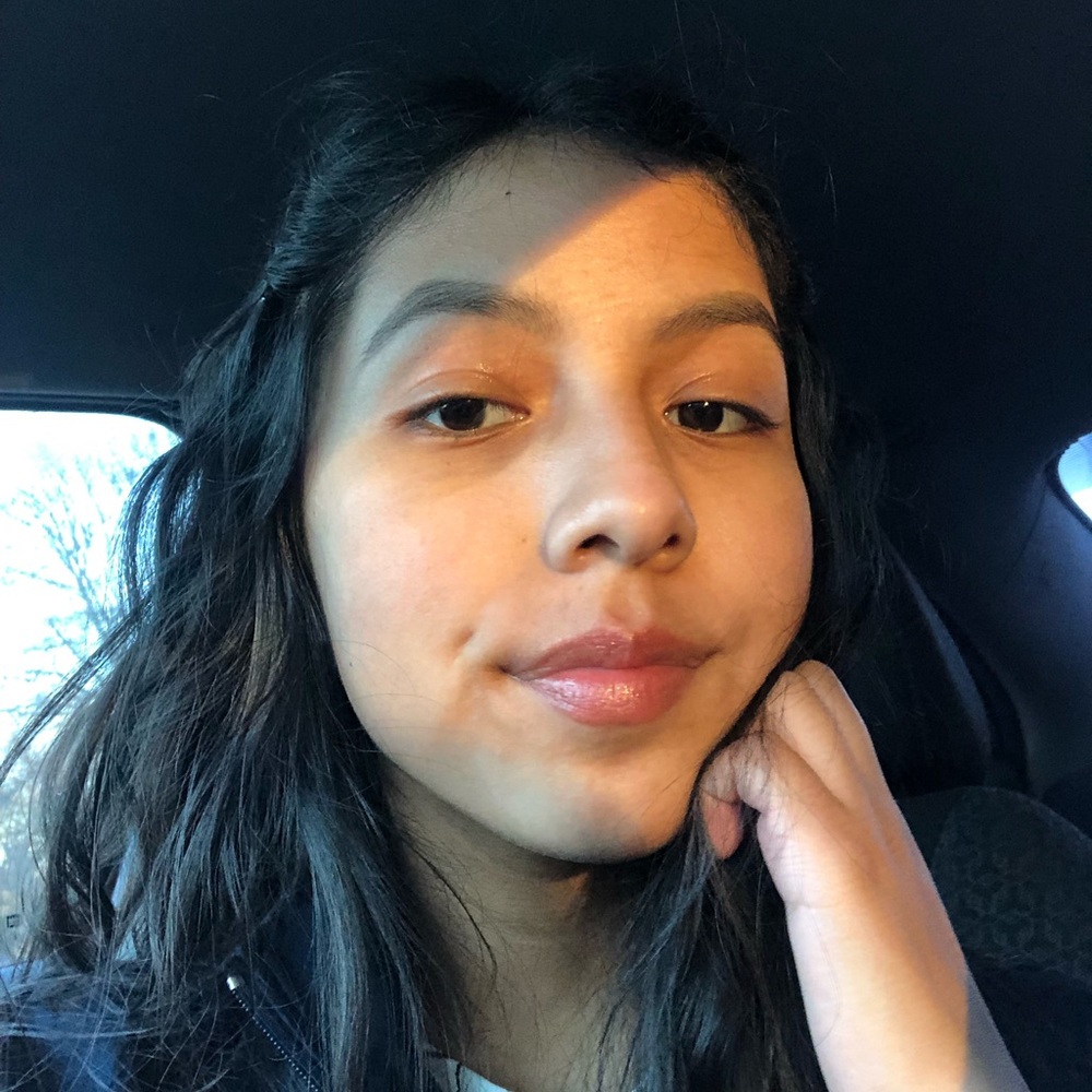 Meet your Posher, Crystal